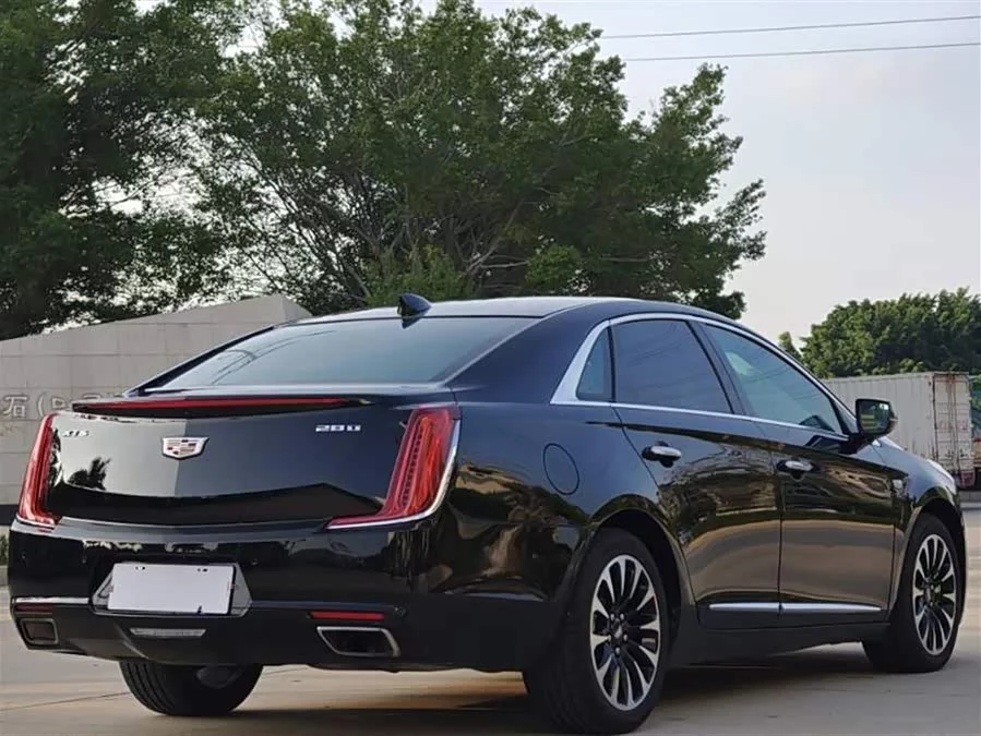 Cadillac XTS