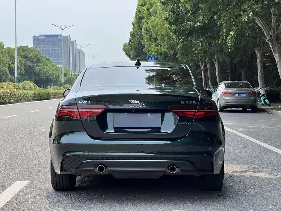 Jaguar XEL
