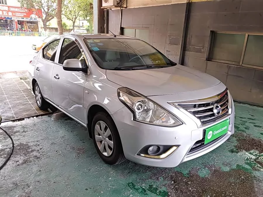 Nissan Sunny