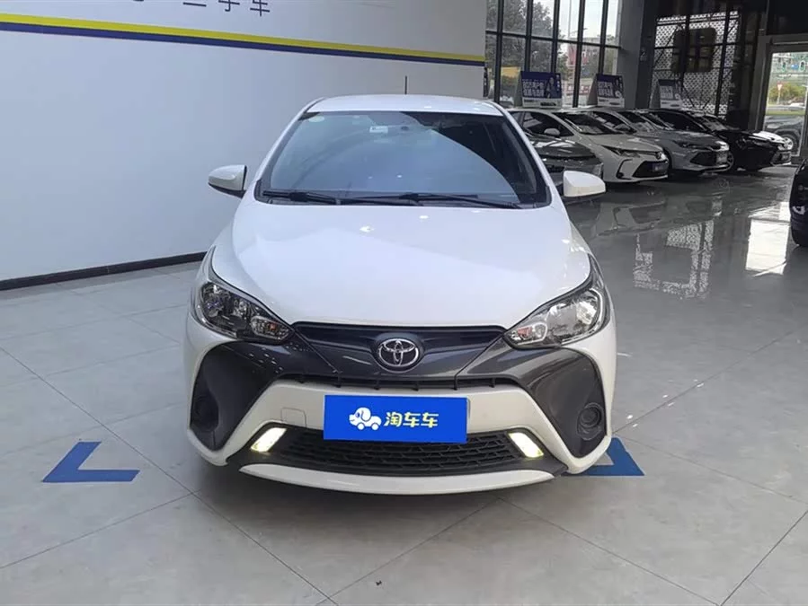 Toyota YARiS L