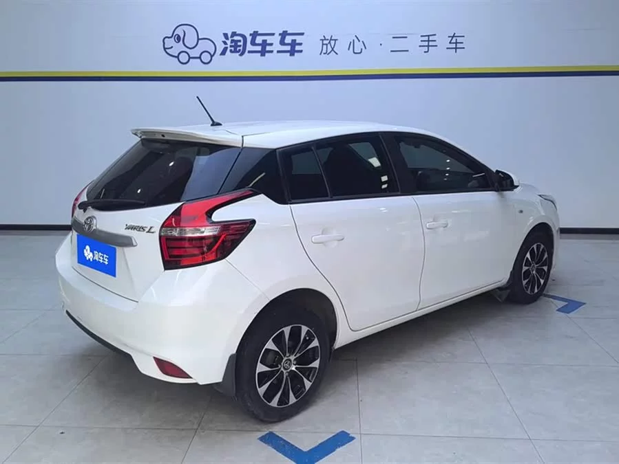 Toyota YARiS L
