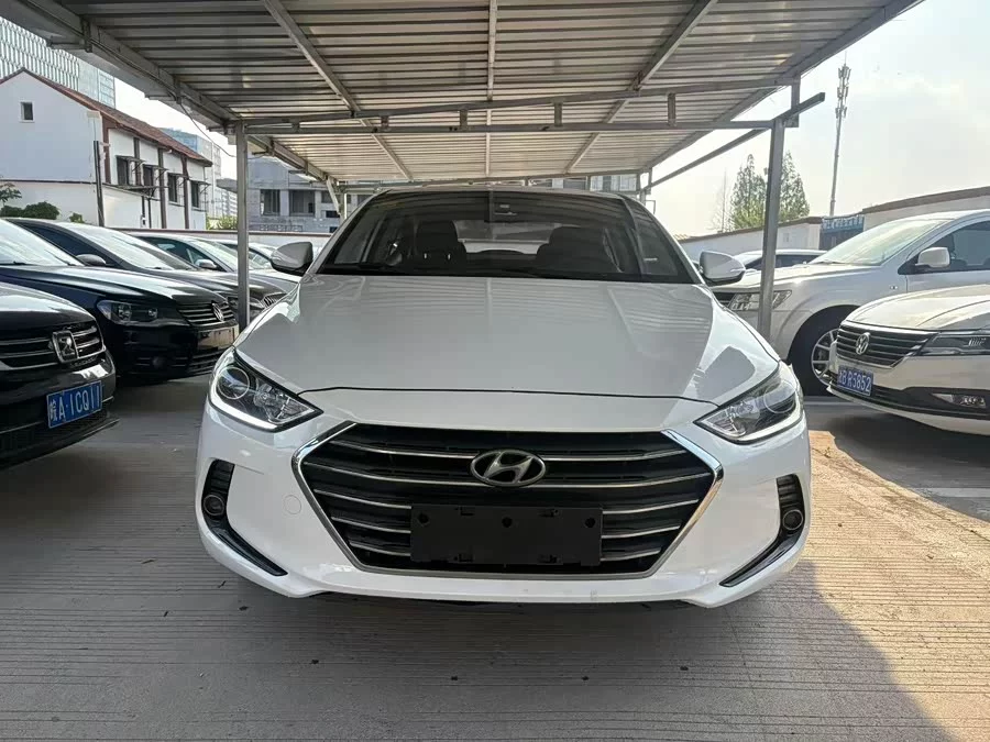 Hyundai elantra