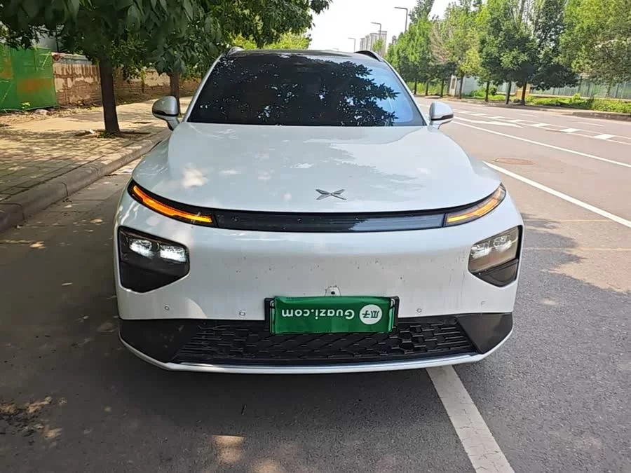 Xpeng G9