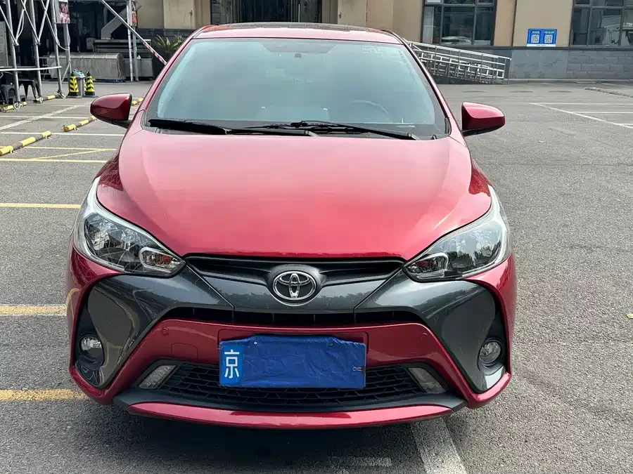 Toyota YARiS L