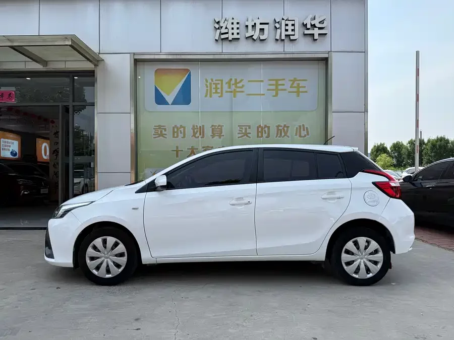 Toyota YARiS L