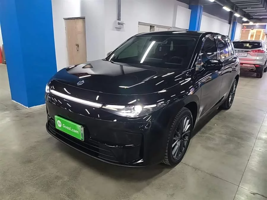 Leapmotor C10
