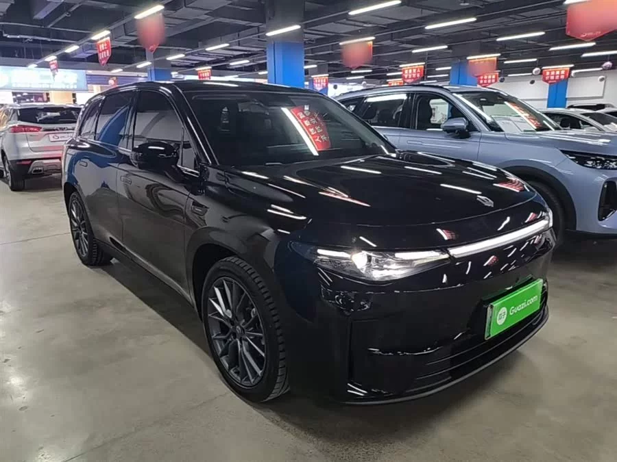 Leapmotor C10