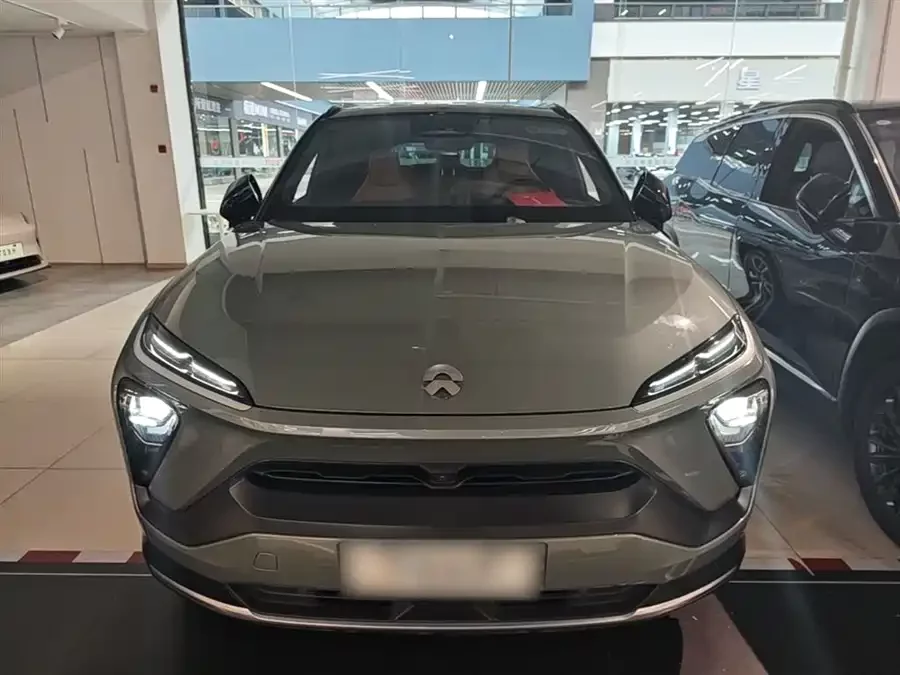 NIO ES6