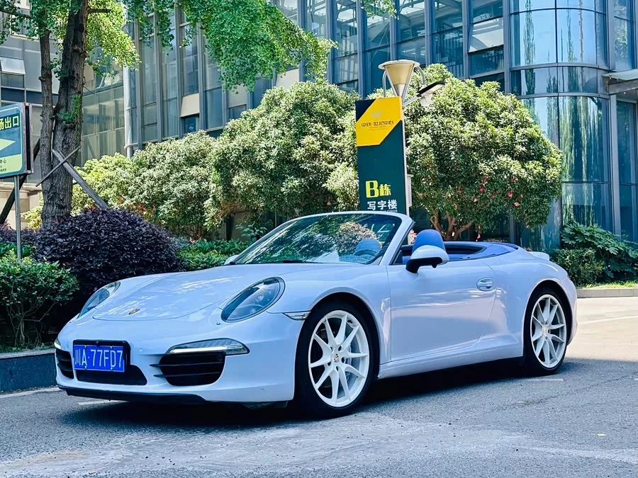 Porsche 911