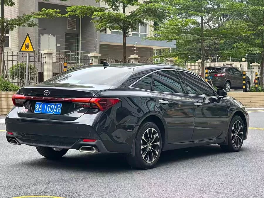 Toyota Avalon