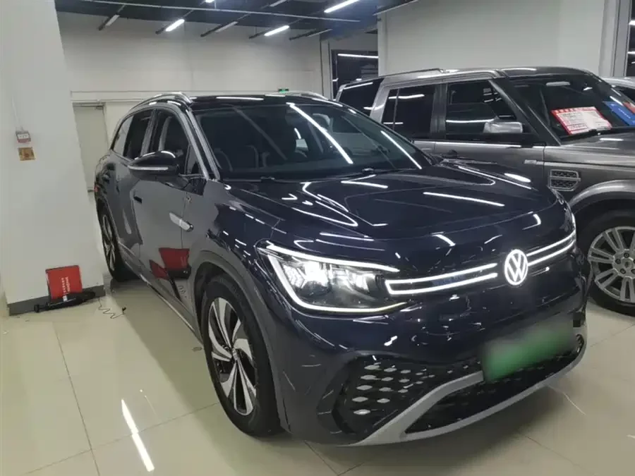 Volkswagen ID.6 CROZZ