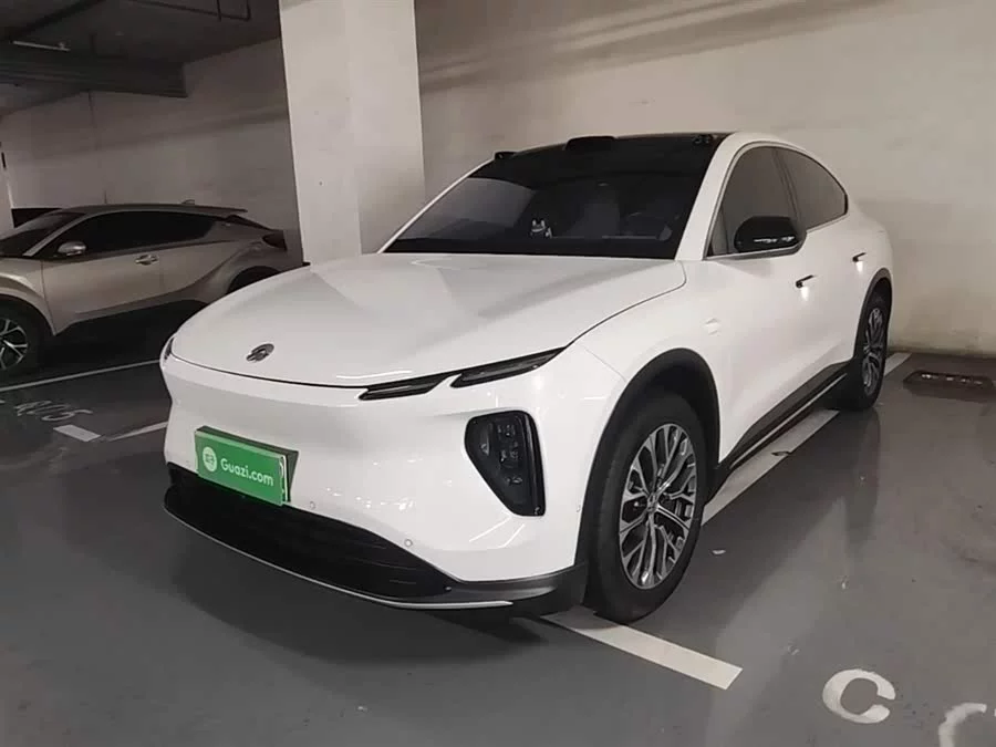 NIO EC6