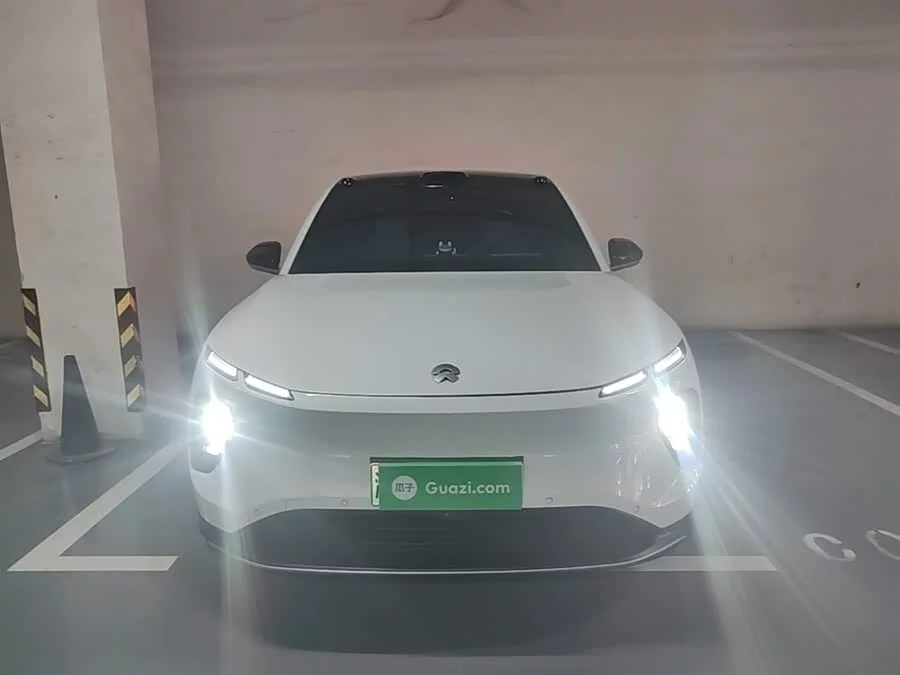 NIO EC6