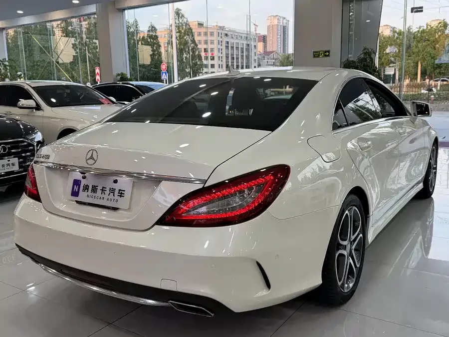 Mercedes Benz CLS
