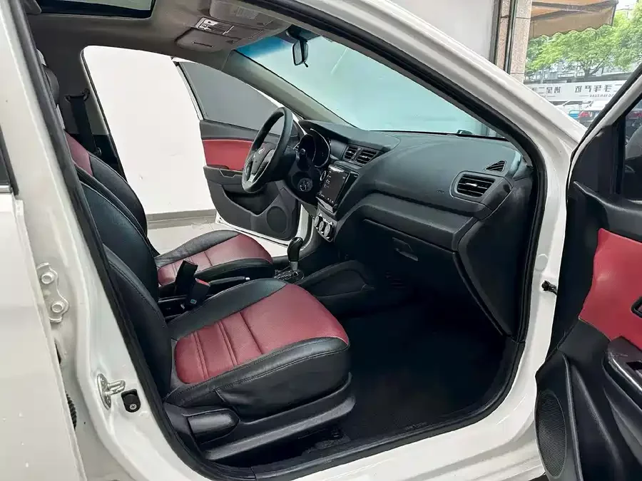 Kia K2