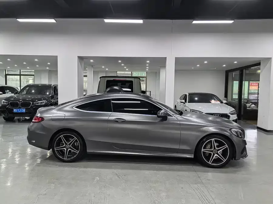 Mercedes-Benz C-Class