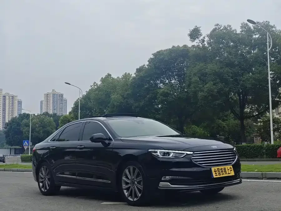 Ford Taurus
