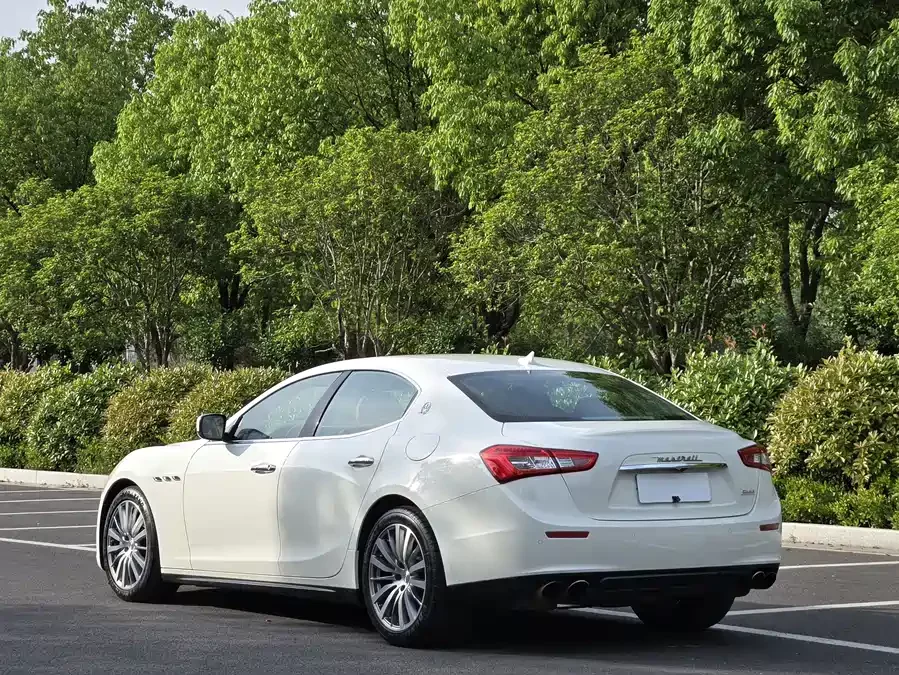 Maserati Ghibli