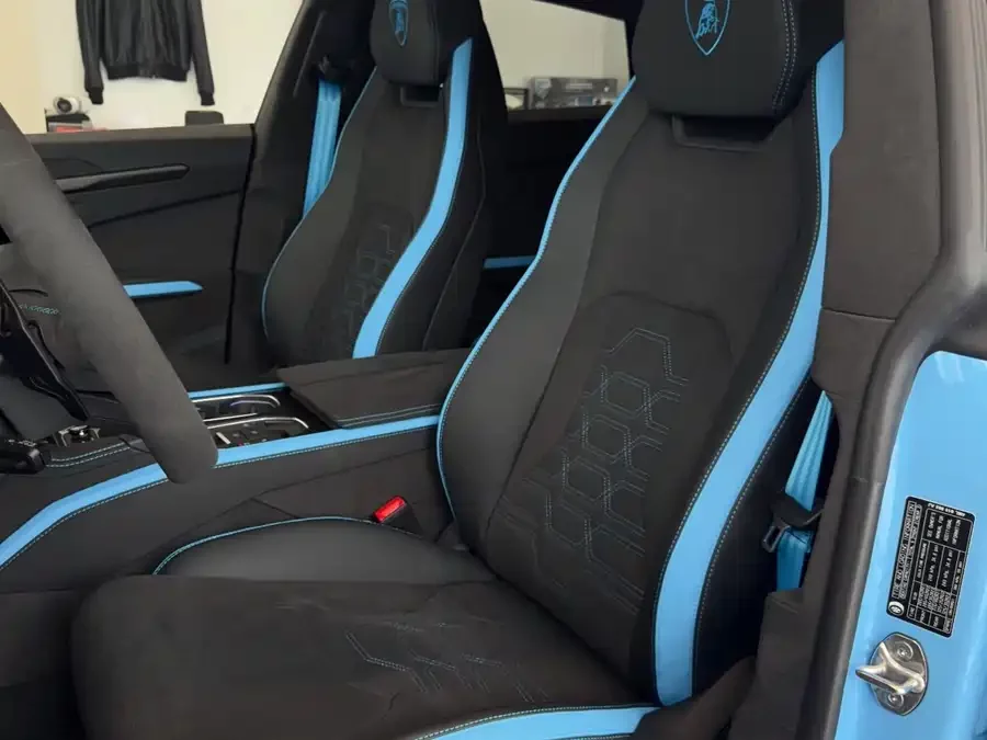 Lamborghini Urus SE