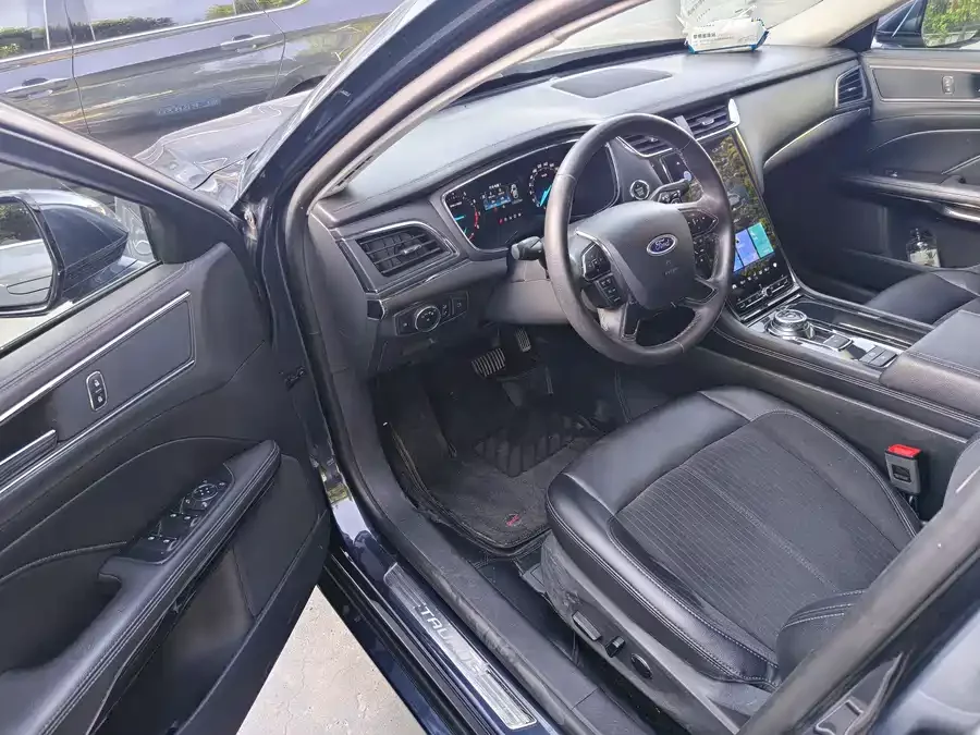 Ford Taurus