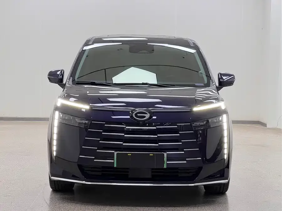 GAC Trumpchi E8 PHEV