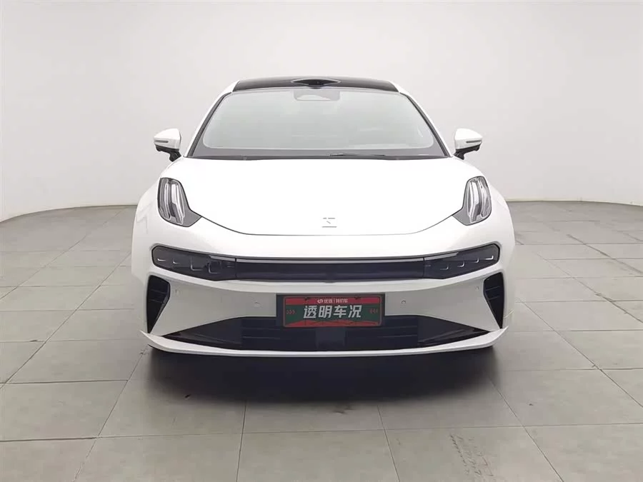 Zeekr 001