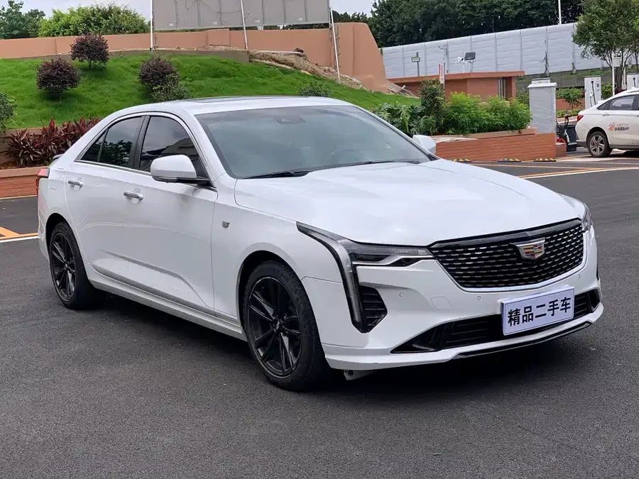 Cadillac CT4