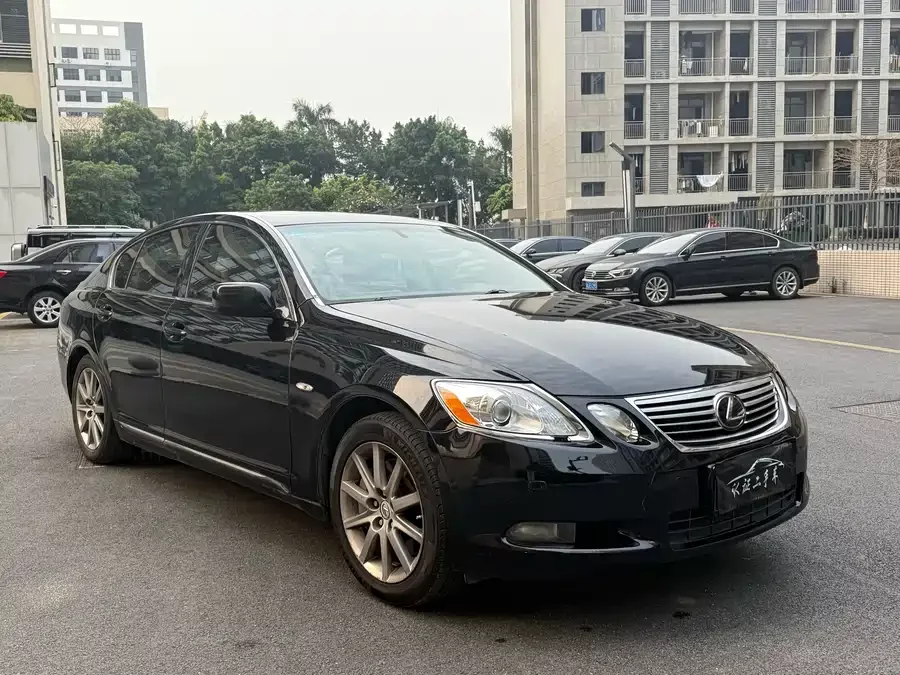 Lexus GS