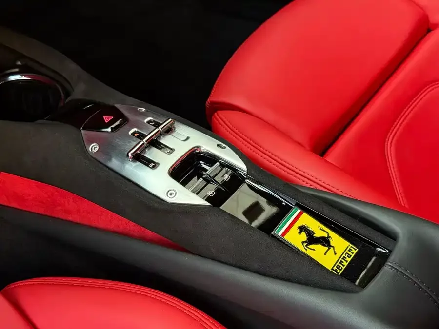 Ferrari 296