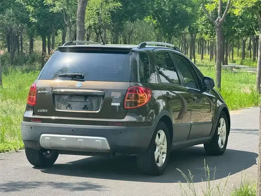 Suzuki SX4