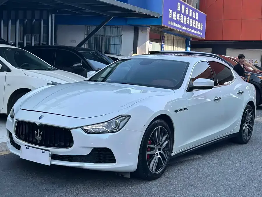 Maserati Ghibli