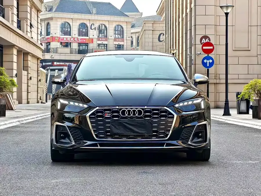 Audi S5