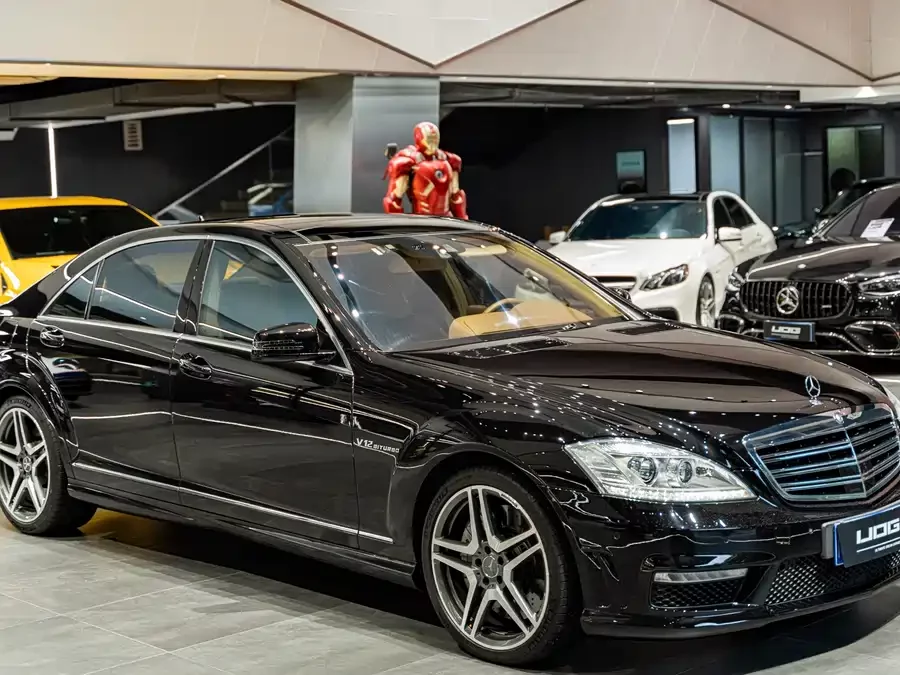 Mercedes Benz S-Class AMG