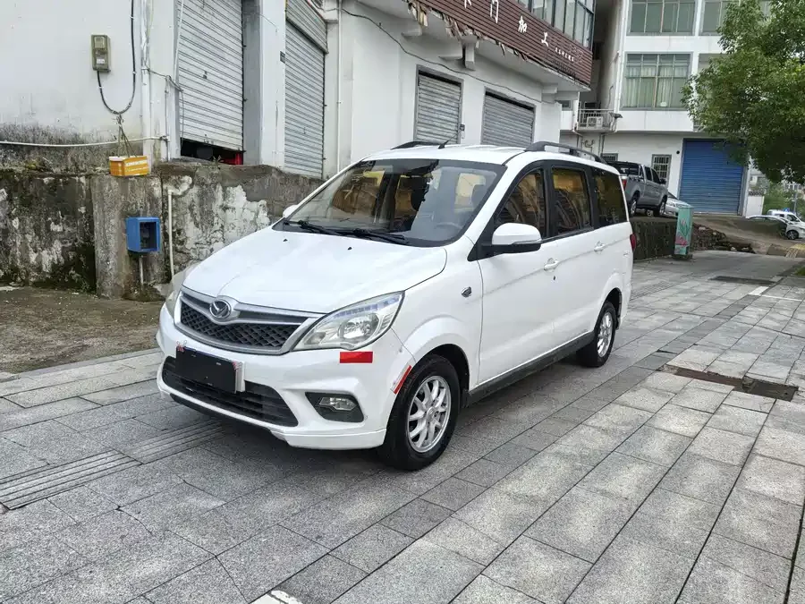 BAIC H2