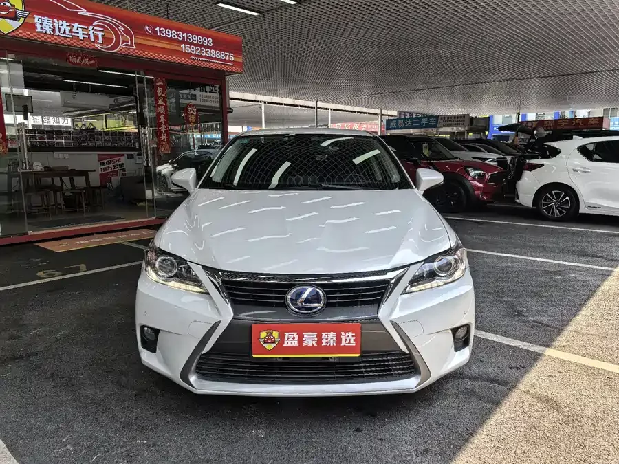 Lexus CT