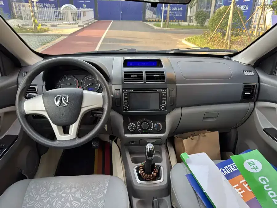 BAIC M20