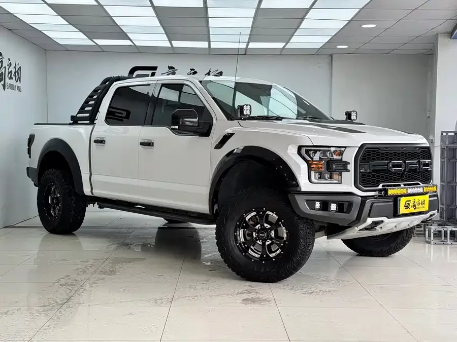 Ford F-150 Raptor
