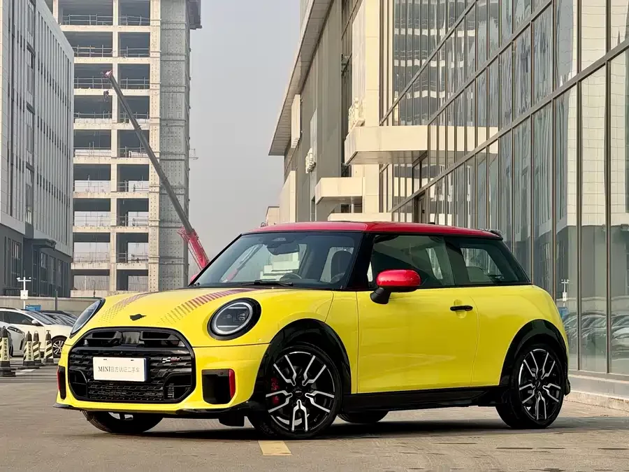 MINI JCW