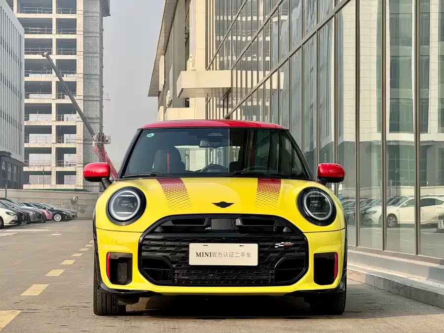 MINI JCW