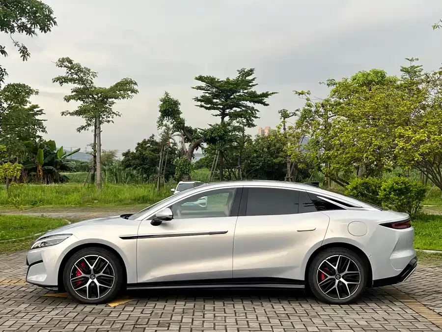 BYD Han L