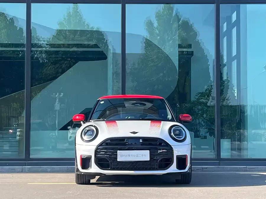 MINI JCW