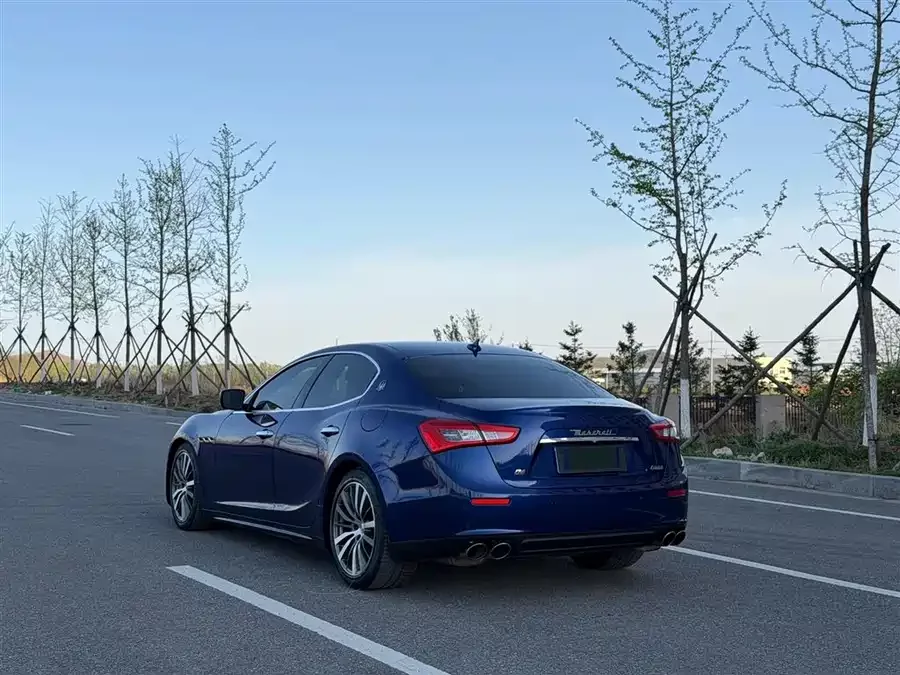 Maserati Ghibli
