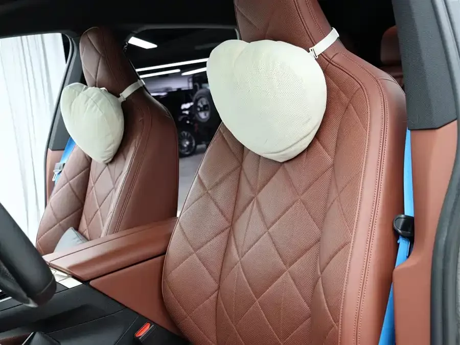 BMW iX M60
