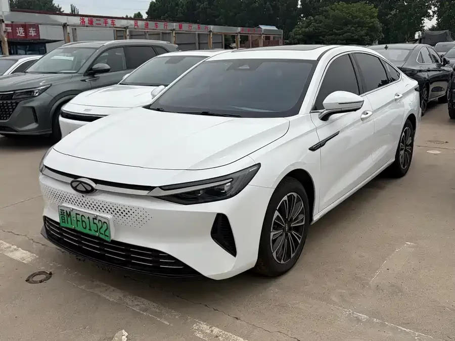 Chery Fengyun A8