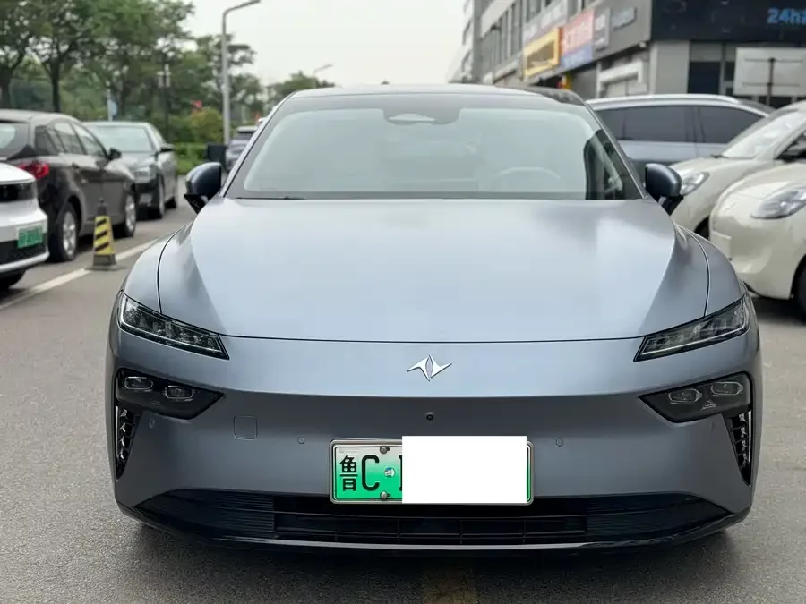 Dongfeng eπ007