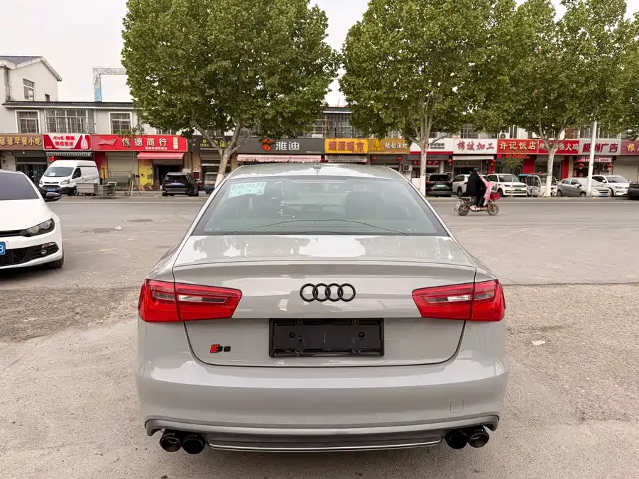 Audi S6