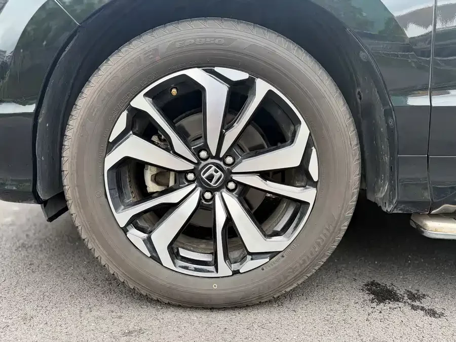 Honda UR-V