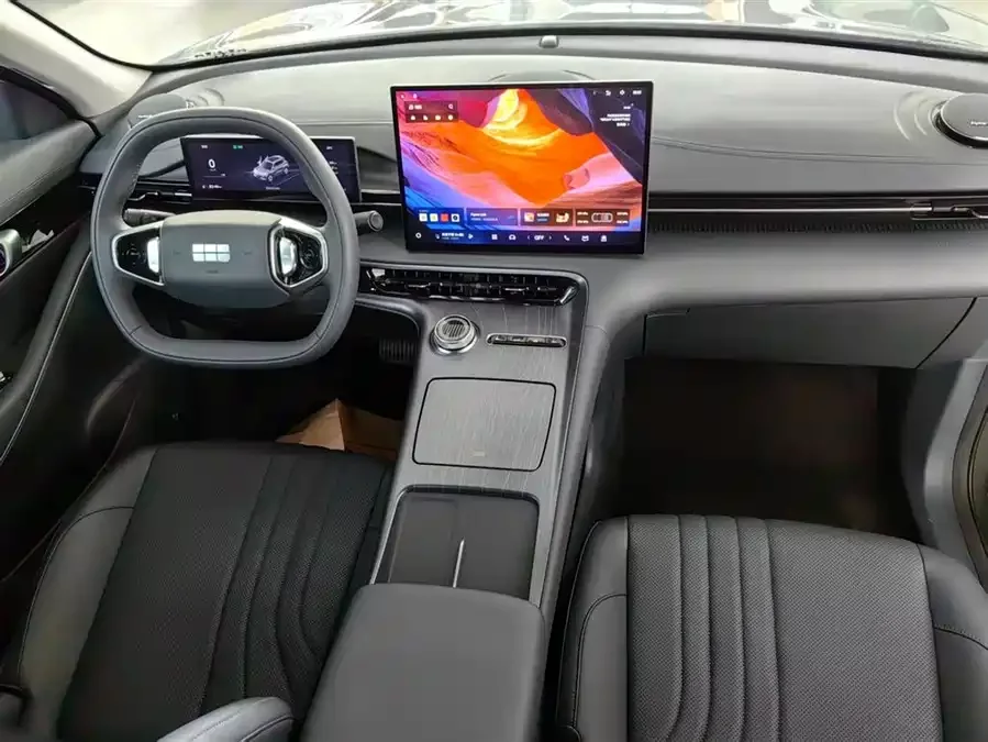 Geely Galaxy E5