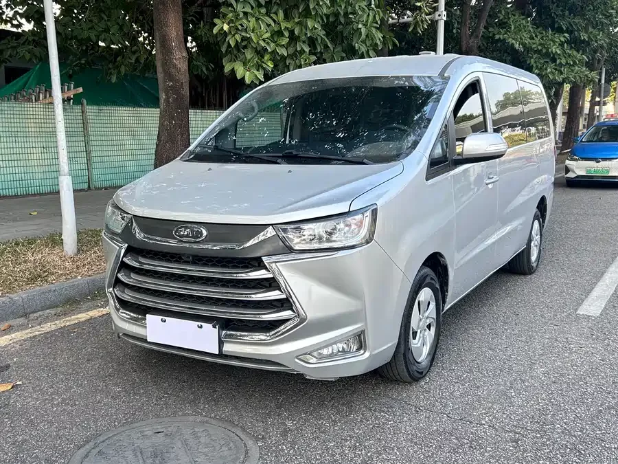 JAC Refine Ruifeng M4