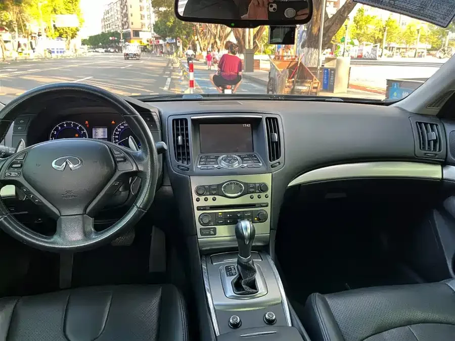 Infiniti G Series